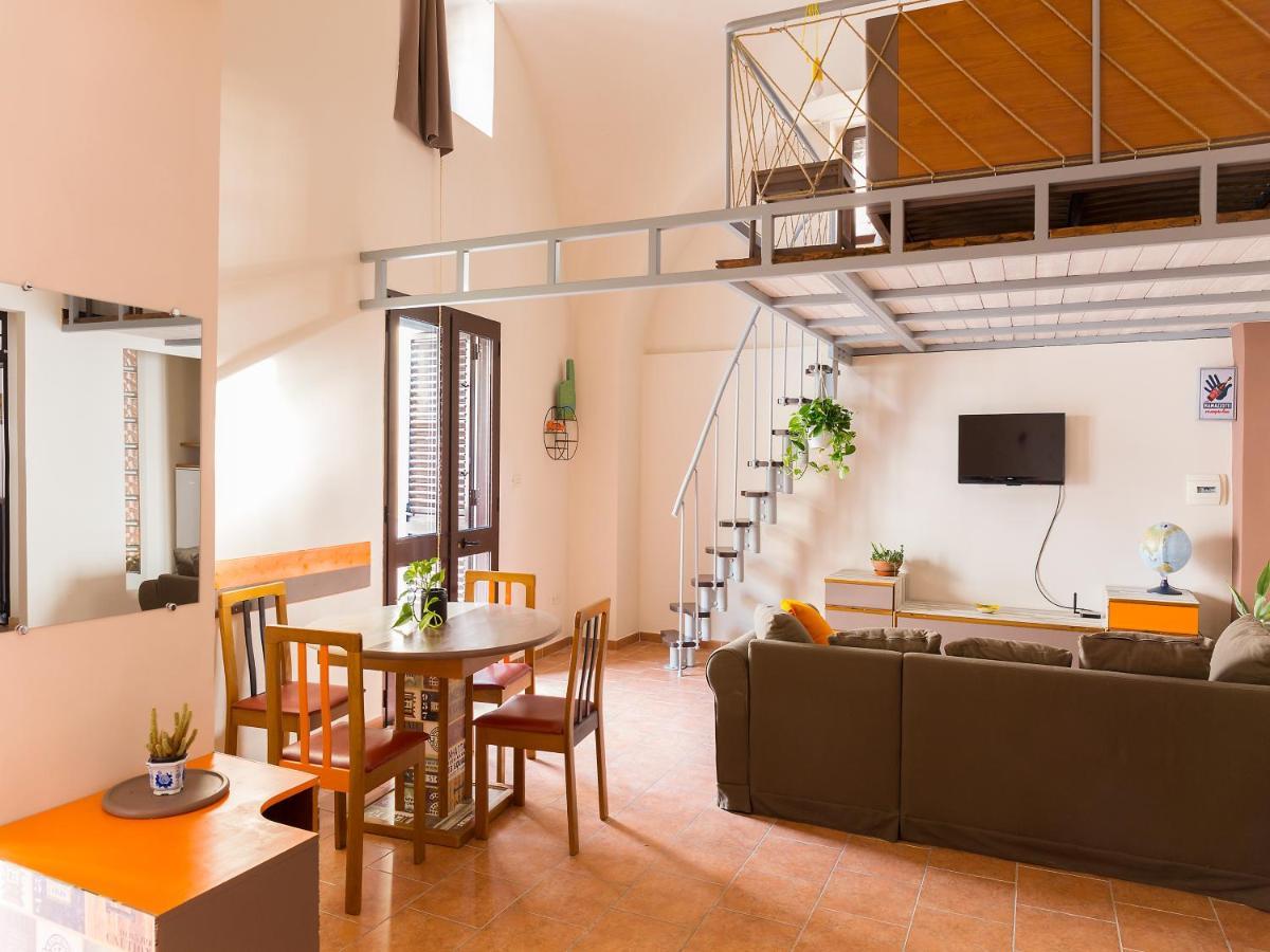 Al Vicolo Stretto Bed and Breakfast Santa Maria a Vico Buitenkant foto