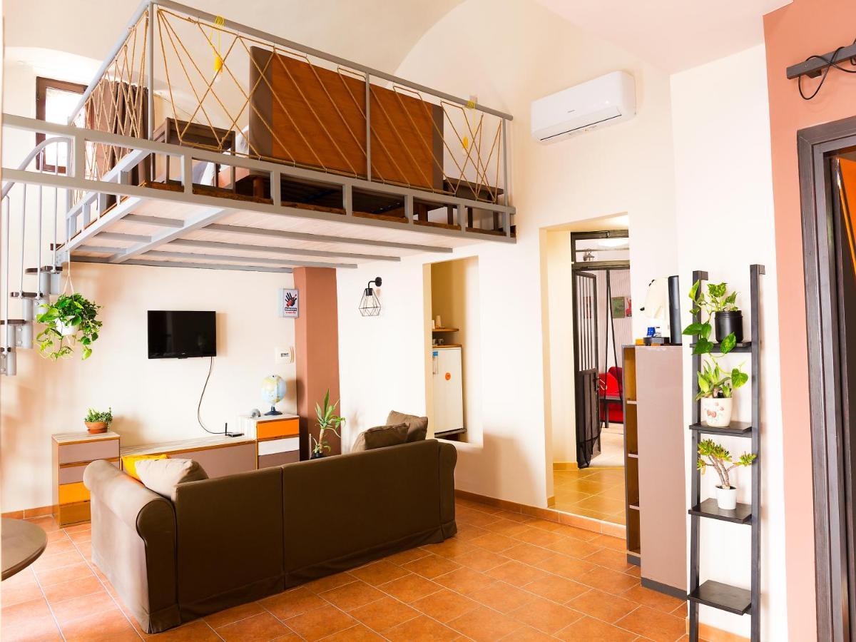 Al Vicolo Stretto Bed and Breakfast Santa Maria a Vico Buitenkant foto