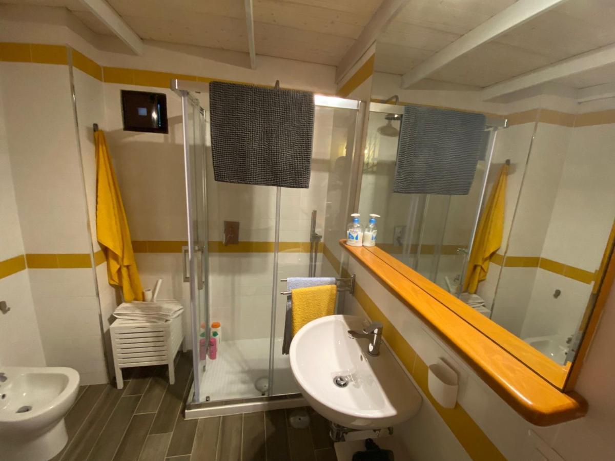 Al Vicolo Stretto Bed and Breakfast Santa Maria a Vico Buitenkant foto